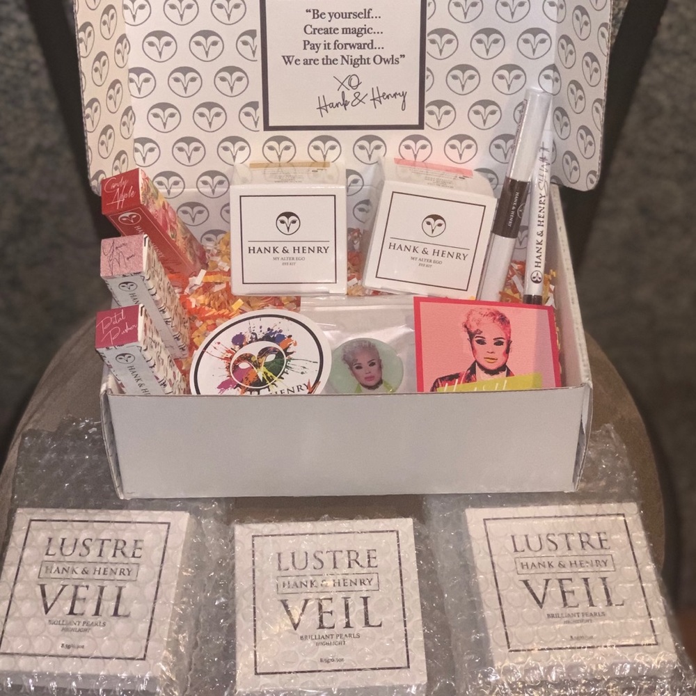 New Hank & Henry Bundle *Please Read Description*